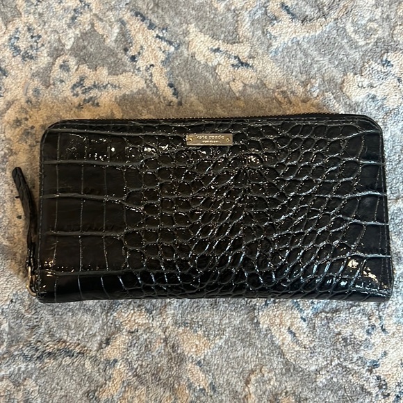 Kate spade zipper wallet - Picture 1 of 4